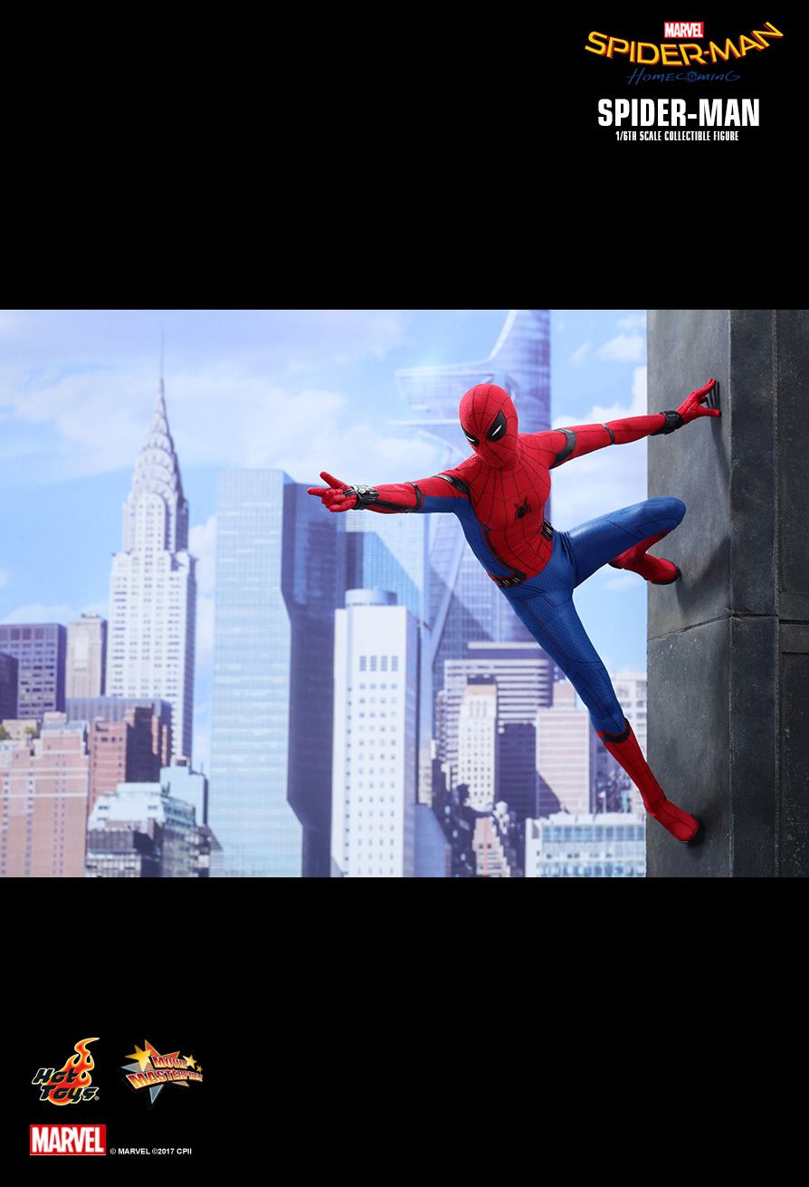 Spider-Man (Standard Version)  Sixth Scale Figure by Hot Toys
